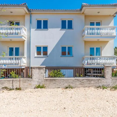 2 Bedroom In Appartamento *